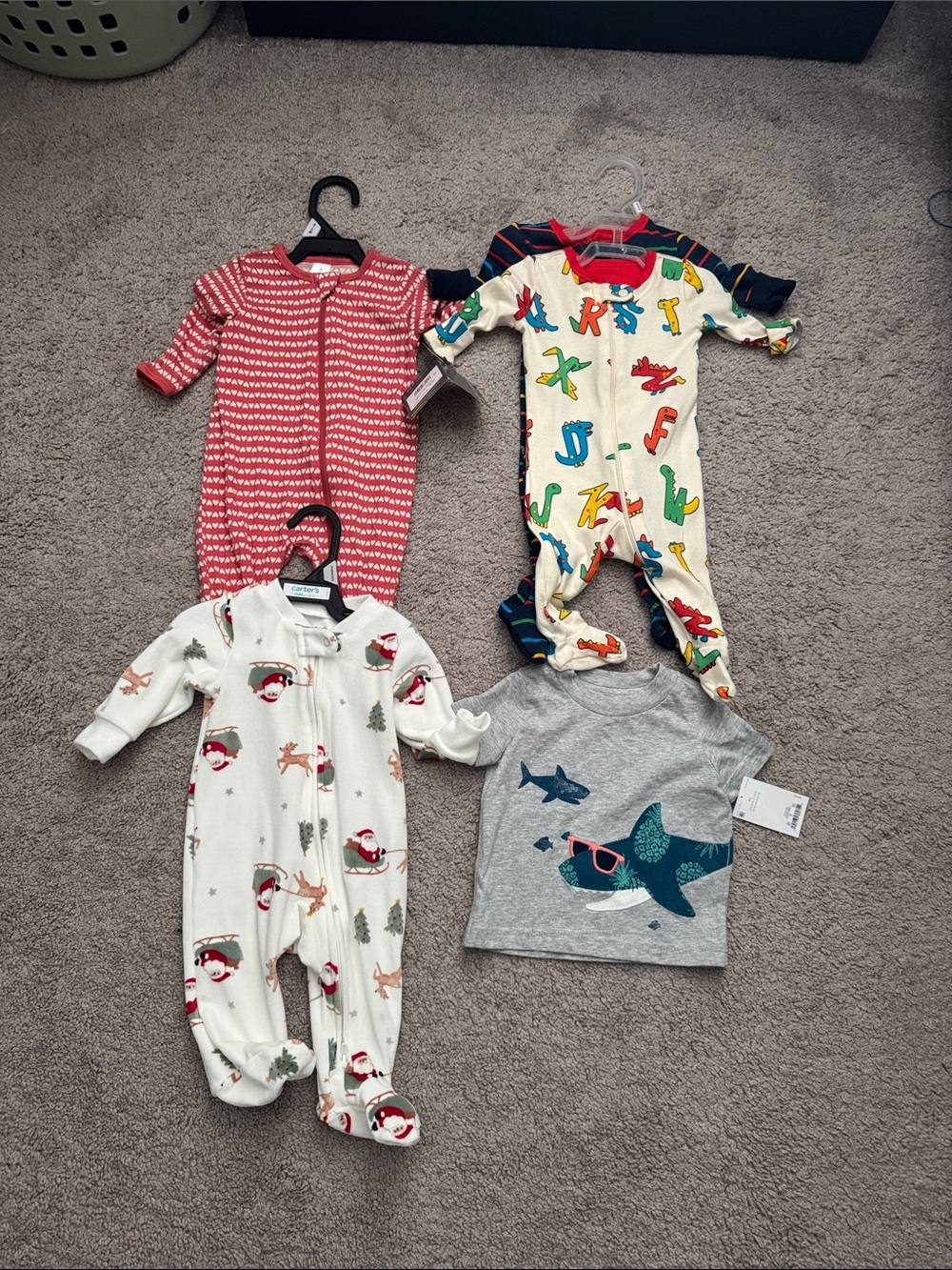 Lot 5 PC Carter's, Modern Moments and Children P Zippered Footed One-Piece